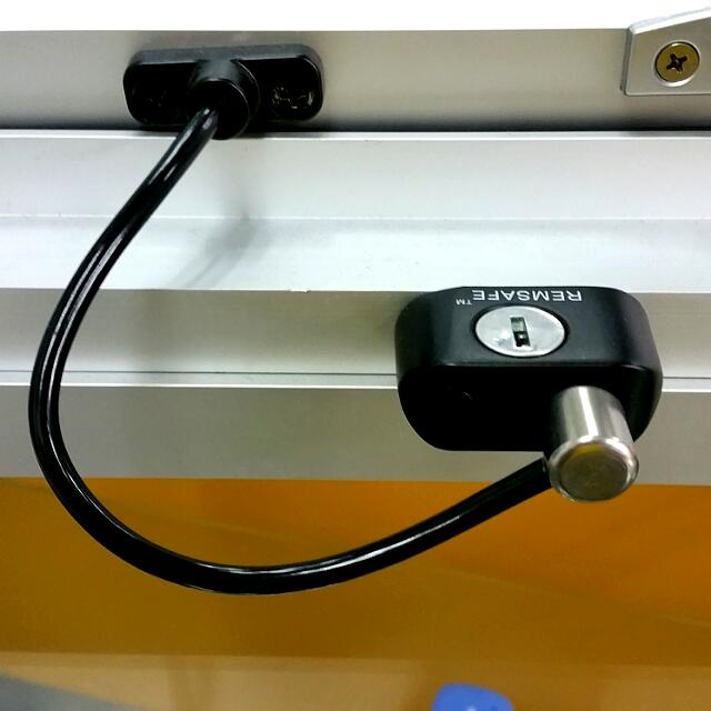 1488277469_remsafe_window_restrictors_1476856046_72b4c29e_bg